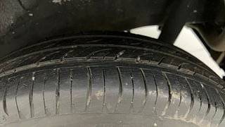 Used 2014 Maruti Suzuki Wagon R 1.0 [2010-2019] VXi Petrol Manual tyres LEFT REAR TYRE TREAD VIEW