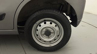 Used 2016 Maruti Suzuki Wagon R 1.0 [2010-2019] LXi Petrol Manual tyres LEFT REAR TYRE RIM VIEW