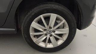 Used 2015 Volkswagen Polo [2015-2019] Highline1.2L (P) Petrol Manual tyres LEFT REAR TYRE RIM VIEW