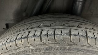 Used 2016 Honda City [2014-2017] V Petrol Manual tyres LEFT REAR TYRE TREAD VIEW