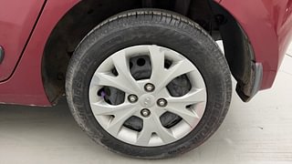 Used 2015 Hyundai Grand i10 [2013-2017] Sportz 1.2 Kappa VTVT Petrol Manual tyres LEFT REAR TYRE RIM VIEW