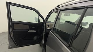 Used 2016 Maruti Suzuki Wagon R 1.0 [2010-2019] LXi Petrol Manual interior LEFT FRONT DOOR OPEN VIEW