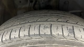 Used 2016 Honda City [2014-2017] V Petrol Manual tyres RIGHT FRONT TYRE TREAD VIEW