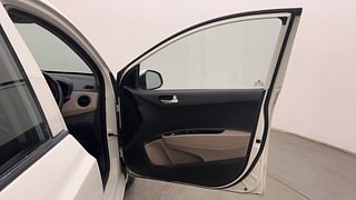 Used 2016 Hyundai Grand i10 [2013-2017] Sportz 1.2 Kappa VTVT Petrol Manual interior RIGHT FRONT DOOR OPEN VIEW