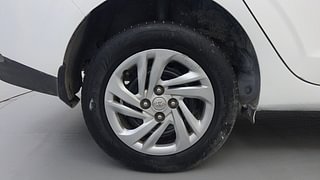 Used 2021 Hyundai Aura S 1.2 CNG Petrol Petrol+cng Manual tyres RIGHT REAR TYRE RIM VIEW