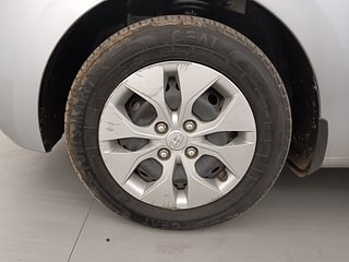 Used 2019 Hyundai Xcent [2017-2019] S Diesel Diesel Manual tyres LEFT FRONT TYRE RIM VIEW