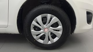 Used 2014 Maruti Suzuki Swift Dzire VXI Petrol Manual tyres RIGHT FRONT TYRE RIM VIEW