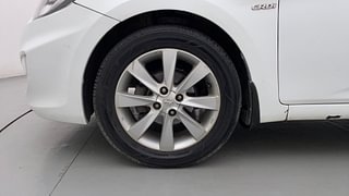 Used 2012 Hyundai Verna [2011-2015] Fluidic 1.6 CRDi SX Opt Diesel Manual tyres LEFT FRONT TYRE RIM VIEW