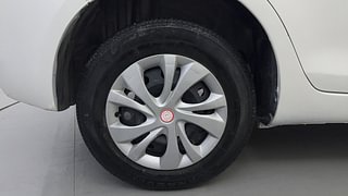 Used 2014 Maruti Suzuki Swift Dzire VXI Petrol Manual tyres RIGHT REAR TYRE RIM VIEW