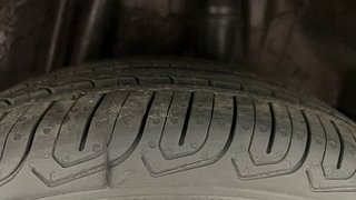Used 2018 honda Jazz V CVT Petrol Automatic tyres LEFT REAR TYRE TREAD VIEW