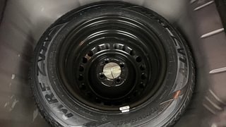 Used 2018 honda Jazz V CVT Petrol Automatic tyres SPARE TYRE VIEW