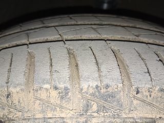 Used 2019 Hyundai Xcent [2017-2019] S Diesel Diesel Manual tyres RIGHT FRONT TYRE TREAD VIEW
