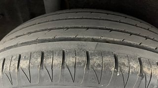 Used 2016 Maruti Suzuki Vitara Brezza [2016-2020] ZDI PLUS Dual Tone Diesel Manual tyres RIGHT REAR TYRE TREAD VIEW