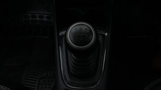 Used 2019 honda Amaze 1.2 S i-VTEC Petrol Manual interior GEAR  KNOB VIEW