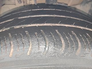 Used 2018 tata Tigor Revotron XZ Petrol Manual tyres LEFT FRONT TYRE TREAD VIEW