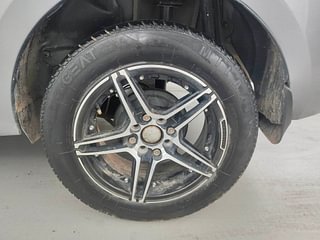 Used 2018 tata Tigor Revotron XZ Petrol Manual tyres LEFT REAR TYRE RIM VIEW