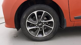 Used 2017 Hyundai Grand i10 [2017-2020] Sportz (O) AT 1.2 Kappa VTVT Petrol Automatic tyres LEFT FRONT TYRE RIM VIEW