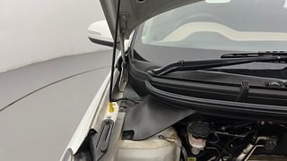 Used 2020 Hyundai Elite i20 [2018-2020] Sportz Plus 1.2 Petrol Manual engine ENGINE RIGHT SIDE HINGE & APRON VIEW