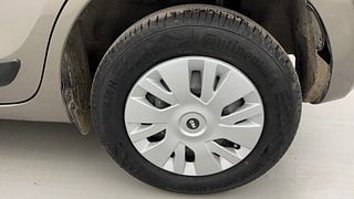 Used 2018 Maruti Suzuki Swift [2017-2020] VDi AMT Diesel Automatic tyres LEFT REAR TYRE RIM VIEW