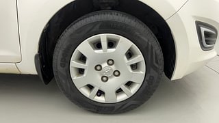 Used 2012 Hyundai i20 [2012-2014] Magna (O) 1.2 Petrol Manual tyres RIGHT FRONT TYRE RIM VIEW