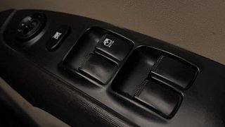 Used 2013 Hyundai i10 [2010-2016] Magna 1.2 Petrol Petrol Manual top_features Power windows