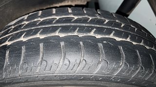 Used 2014 Maruti Suzuki Wagon R 1.0 [2010-2019] VXi Petrol Manual tyres LEFT REAR TYRE TREAD VIEW