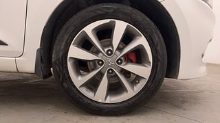 Used 2017 Hyundai Elite i20 [2014-2018] Asta 1.2 (O) CNG (Outside Fitted) Petrol+cng Manual tyres RIGHT FRONT TYRE RIM VIEW