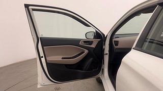 Used 2017 Hyundai Elite i20 [2014-2018] Asta 1.2 (O) CNG (Outside Fitted) Petrol+cng Manual interior LEFT FRONT DOOR OPEN VIEW