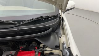 Used 2015 Hyundai Elite i20 [2014-2018] Asta 1.4 CRDI Diesel Manual engine ENGINE LEFT SIDE HINGE & APRON VIEW