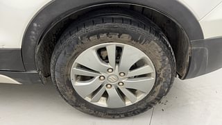 Used 2016 Maruti Suzuki S-Cross Alpha 1.3 Diesel Manual tyres LEFT REAR TYRE RIM VIEW
