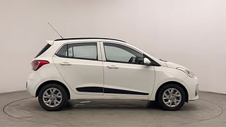 Used 2019 Hyundai Grand i10 [2017-2020] Sportz 1.2 Kappa VTVT Petrol Manual exterior RIGHT SIDE VIEW