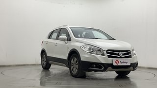 Used 2016 Maruti Suzuki S-Cross Alpha 1.3 Diesel Manual exterior RIGHT FRONT CORNER VIEW