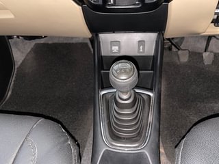 Used 2020 honda Amaze 1.2 S i-VTEC Petrol Manual interior GEAR  KNOB VIEW