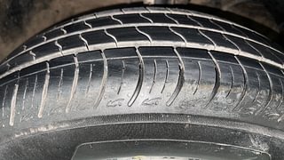 Used 2019 Maruti Suzuki Baleno [2019-2022] Sigma Petrol Petrol Manual tyres RIGHT FRONT TYRE TREAD VIEW