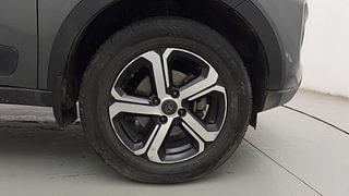 Used 2022 Tata Nexon XZ Plus Diesel Diesel Manual tyres RIGHT FRONT TYRE RIM VIEW