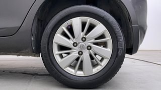 Used 2015 Maruti Suzuki Swift [2011-2017] ZDi Diesel Manual tyres LEFT REAR TYRE RIM VIEW