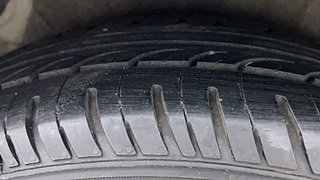 Used 2012 Hyundai i20 [2012-2014] Sportz 1.2 Petrol Manual tyres RIGHT REAR TYRE TREAD VIEW