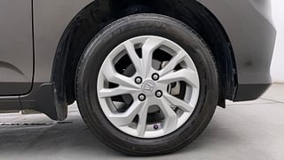 Used 2020 honda Amaze 1.2 VX CVT i-VTEC Petrol Automatic tyres RIGHT FRONT TYRE RIM VIEW