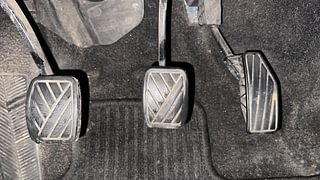 Used 2018 Maruti Suzuki Baleno [2015-2019] Zeta Petrol Petrol Manual interior PEDALS VIEW