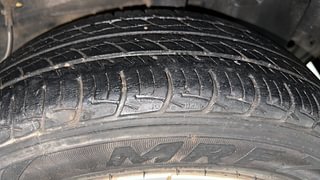 Used 2014 Toyota Etios Liva [2010-2017] G Petrol Manual tyres LEFT REAR TYRE TREAD VIEW