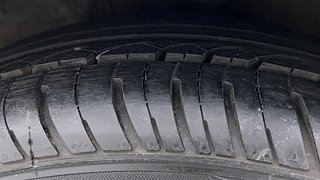 Used 2012 Hyundai i20 [2012-2014] Sportz 1.2 Petrol Manual tyres LEFT FRONT TYRE TREAD VIEW