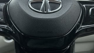 Used 2022 Tata Nexon XZ Plus Diesel Diesel Manual top_features Airbags
