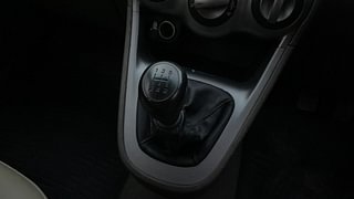 Used 2011 Hyundai i10 [2010-2016] Magna 1.2 Petrol Petrol Manual interior GEAR  KNOB VIEW