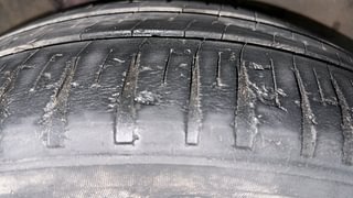 Used 2015 Honda City [2014-2017] VX CVT Petrol Automatic tyres RIGHT REAR TYRE TREAD VIEW