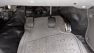 Used 2011 Maruti Suzuki Alto K10 [2010-2014] LXi Petrol Manual interior PEDALS VIEW