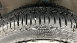 Used 2018 Maruti Suzuki Wagon R 1.0 [2010-2019] VXi Petrol Manual tyres LEFT FRONT TYRE TREAD VIEW