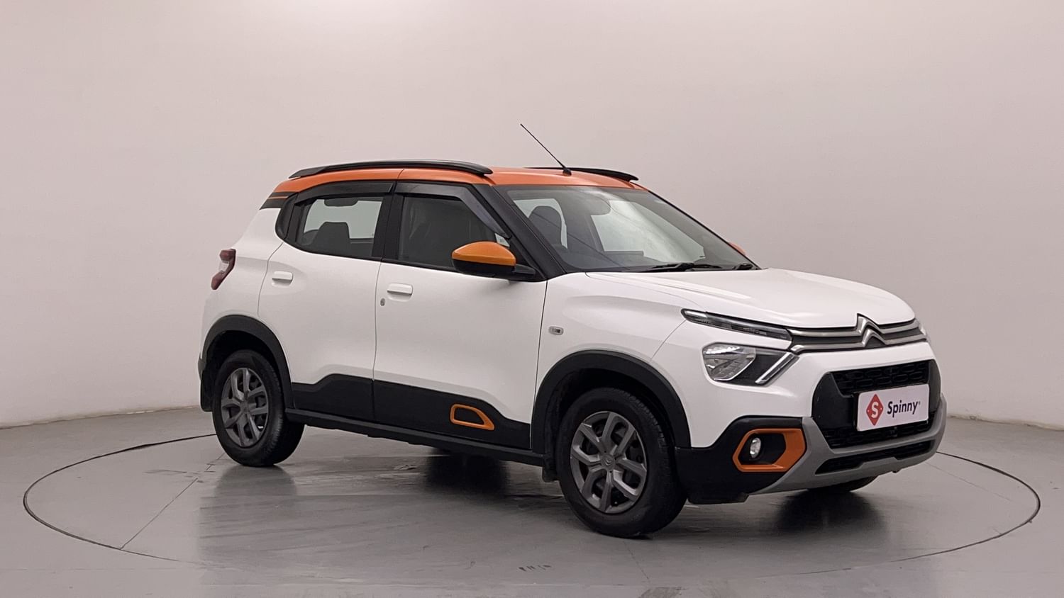 New Citroen C3 exterior RIGHT FRONT CORNER VIEW