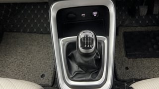 Used 2020 Kia Sonet HTX Plus 1.0 iMT Petrol Manual interior GEAR  KNOB VIEW