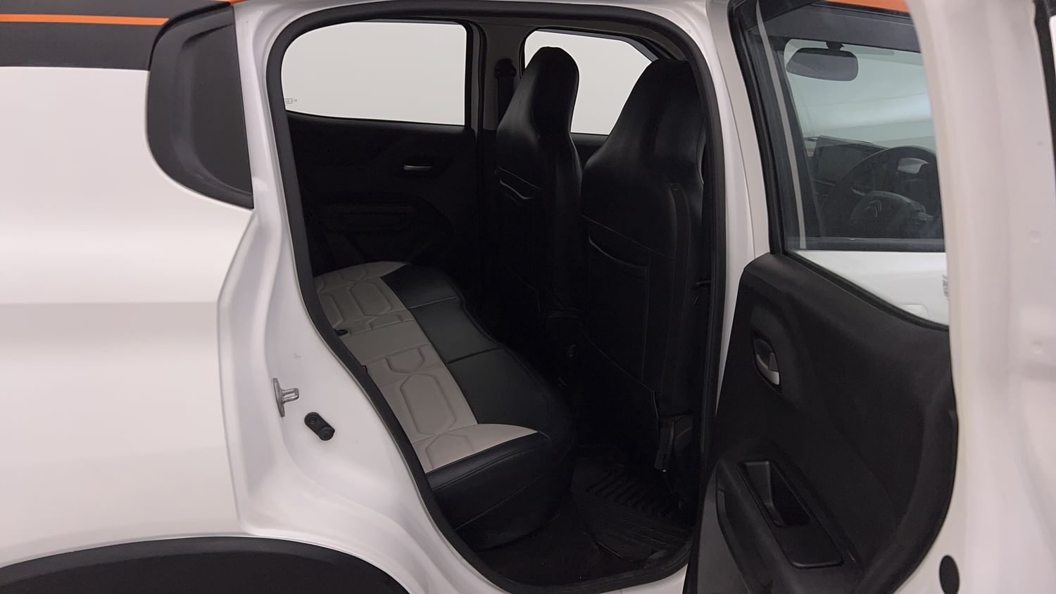 New Citroen C3 interior RIGHT SIDE REAR DOOR CABIN VIEW