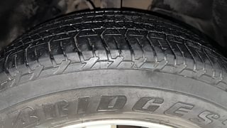 Used 2018 Mahindra XUV500 [2018-2021] W7 AT Diesel Automatic tyres RIGHT FRONT TYRE TREAD VIEW